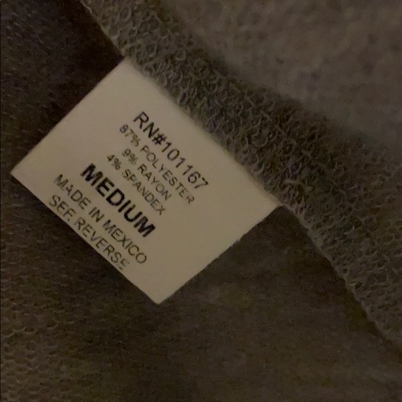 NWOT Pebble and Stone Cardigan Gray M - Picture 3 of 5